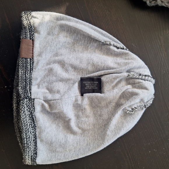 🖤 2 for 25$ Hat, headband, Scarf, and Gloves - Picture 5 of 10